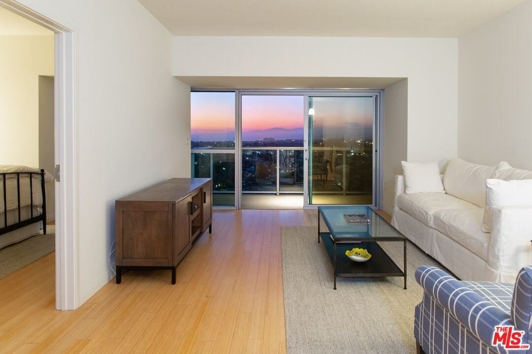 13700 Marina Pointe Dr Unit 1209 - Photo 2 of 50