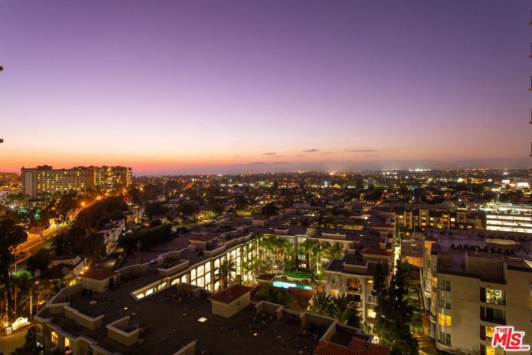 13700 Marina Pointe Dr Unit 1209 - Photo 6 of 50