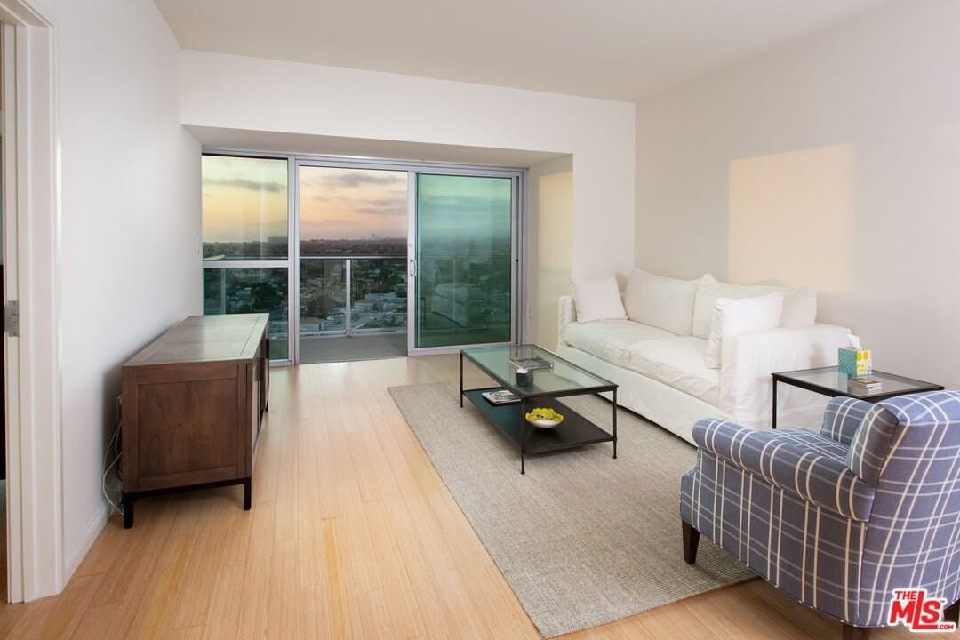 13700 Marina Pointe Dr Unit 1209 - Photo 7 of 50