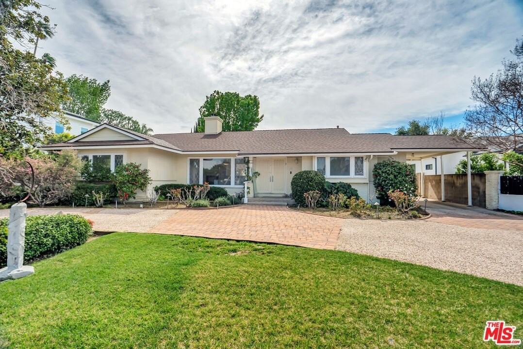 19732 Henshaw St - Photo 4 of 45