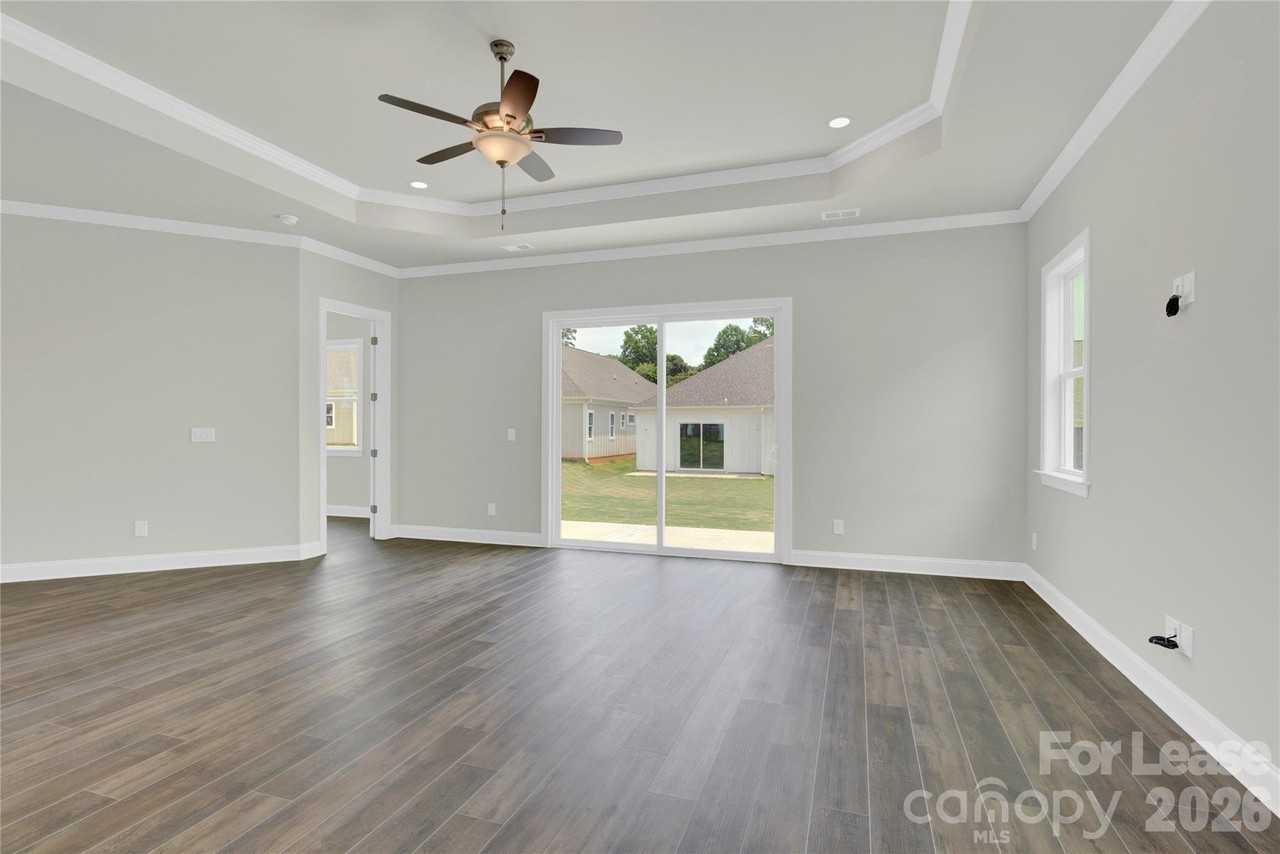 6686 Star Dr #13 - Photo 6 of 25