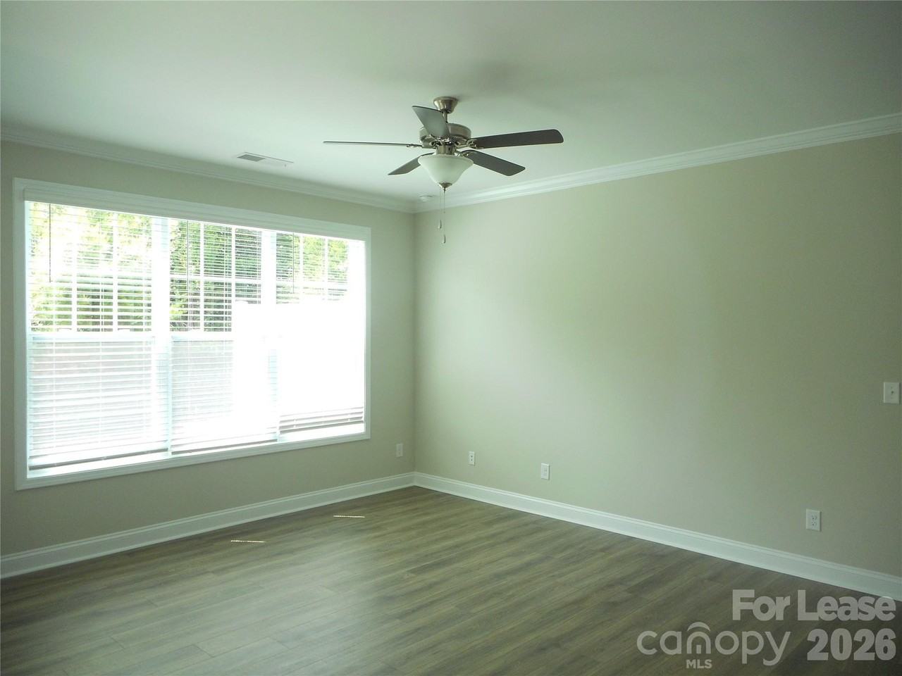 8731 Harris Lake Ln - Photo 6 of 24