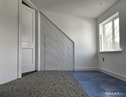 featured image of 21 Sigourney St Unit 3