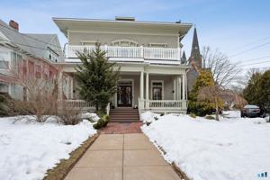 featured image of 591 Orange St Unit 1