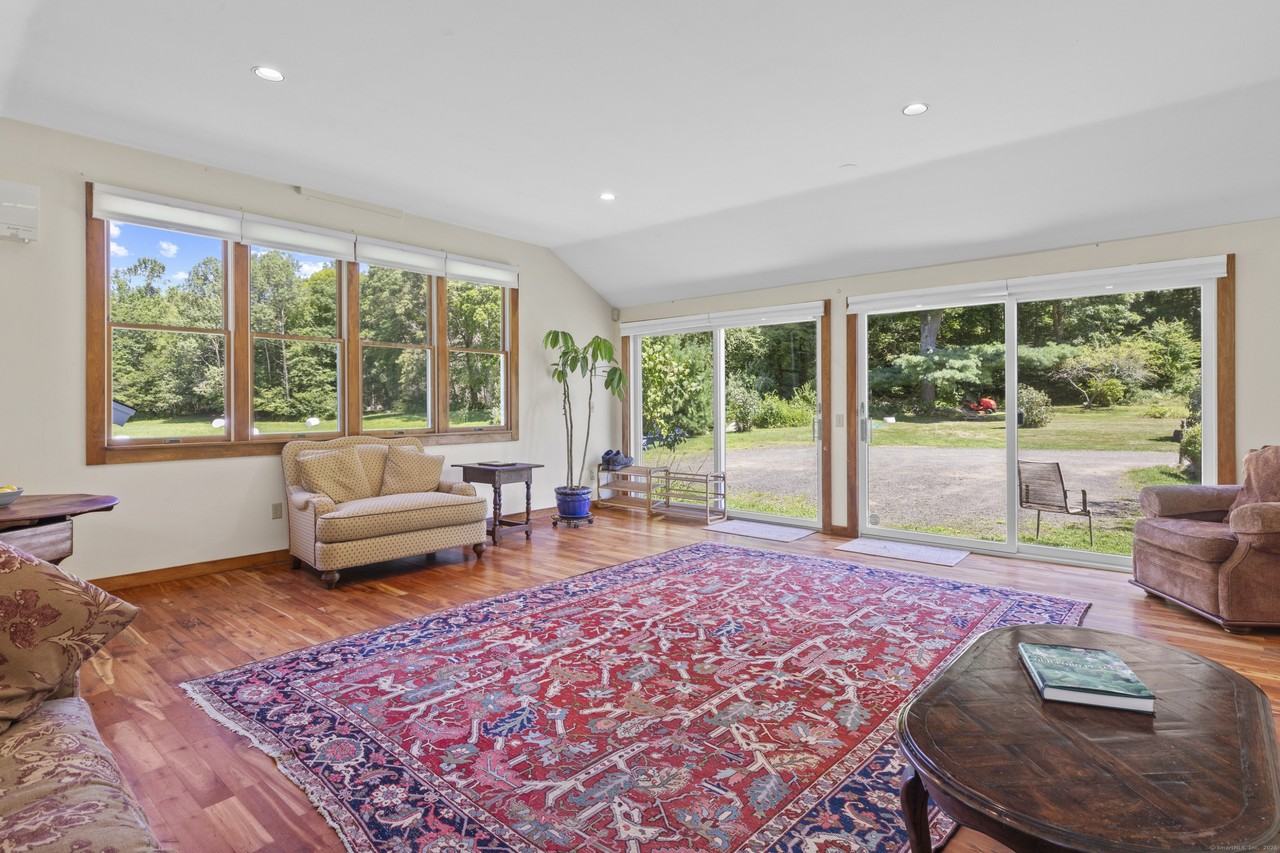 90 Duck Hole Rd - Photo 7 of 38