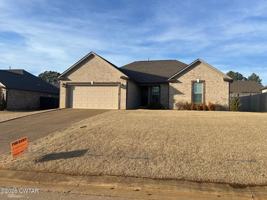 featured image of 61 Lansbury Pl