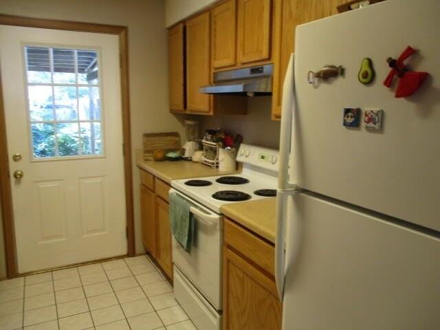 1008 Pineview Blvd Unit D - Photo 4 of 37