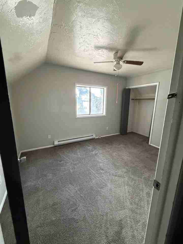 259 S Water Ave #2 - Photo 4 of 6