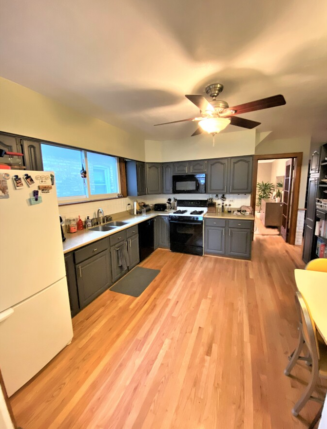 5916 W Cornelia Ave #1 - Photo 6 of 17