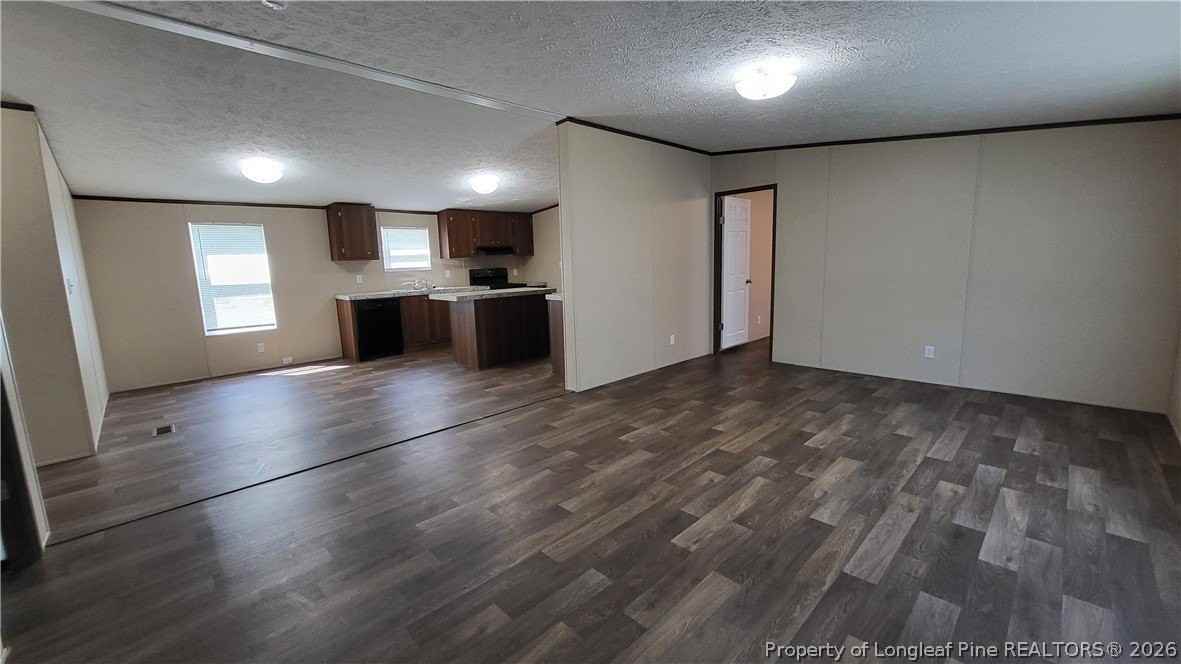 115 Burns Rd - Photo 3 of 11