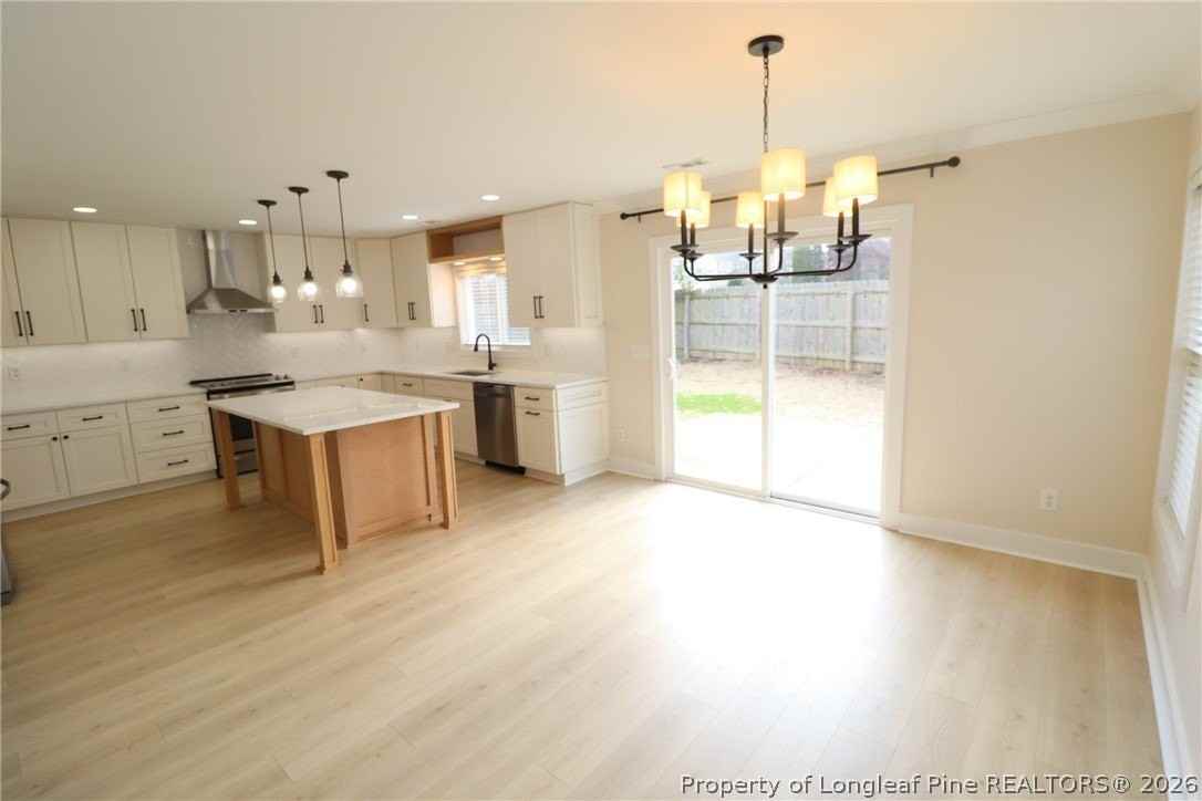 240 Trayesan Dr - Photo 6 of 34