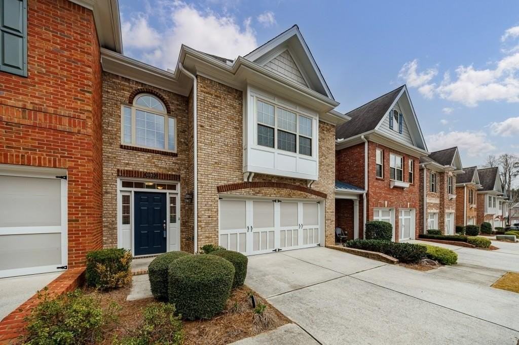 10293 Midway Ave - Photo 2 of 50