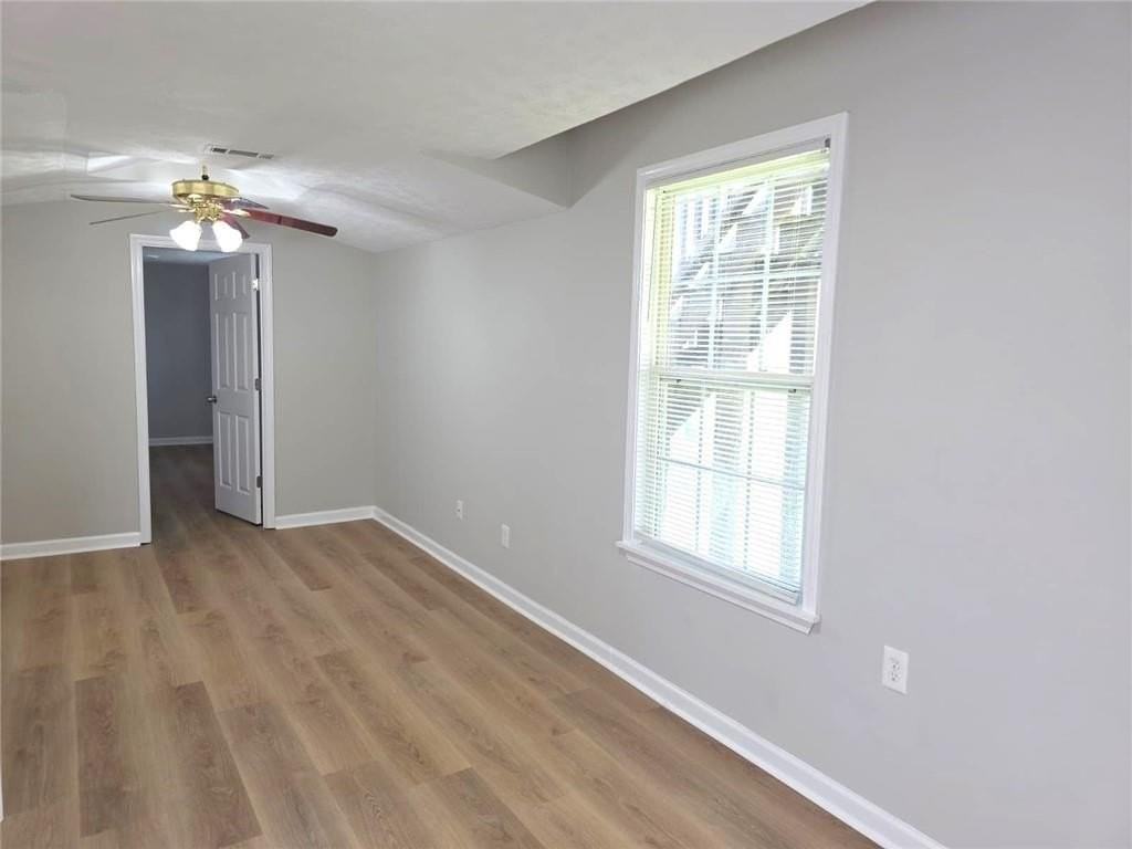 1521 Wynfield Dr - Photo 6 of 21