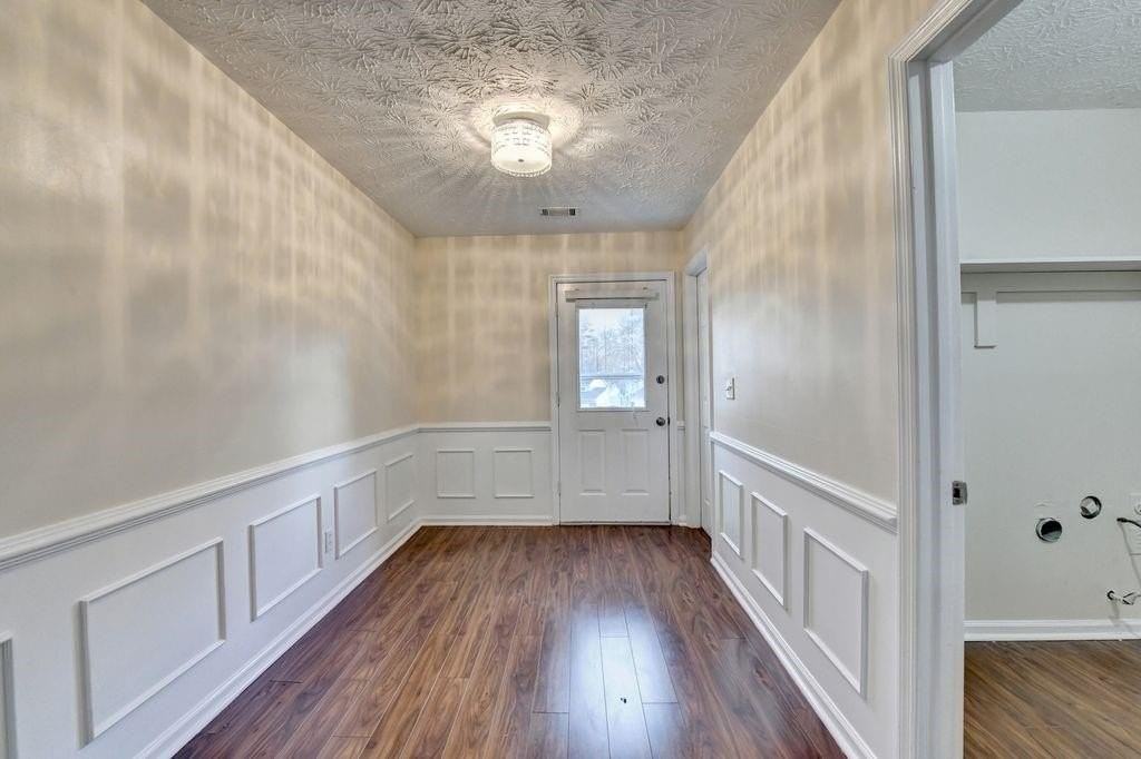 200 Pine Bridge Trl - Photo 3 of 38