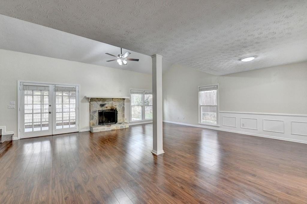 200 Pine Bridge Trl - Photo 4 of 38