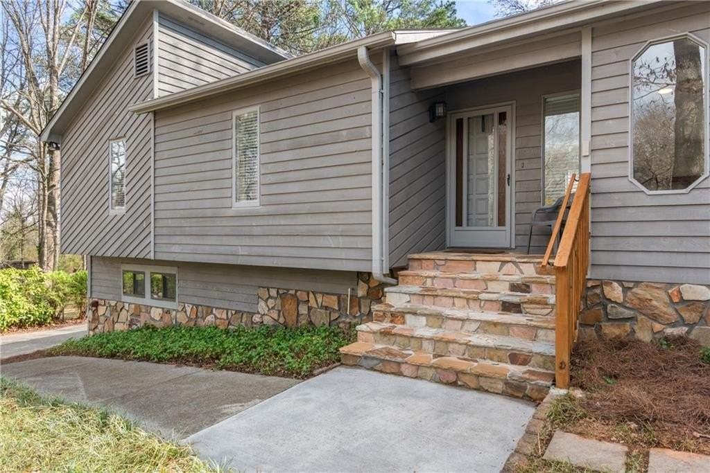 608 Ann Ct - Photo 2 of 42