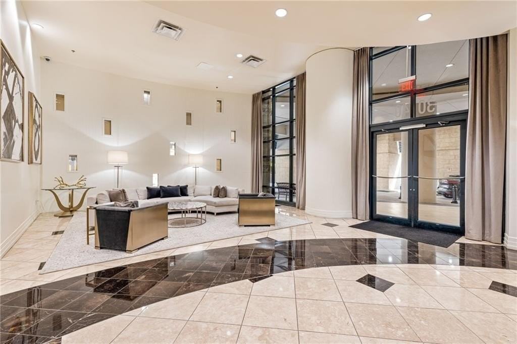 3040 Peachtree Rd Nw #605 - Photo 3 of 29