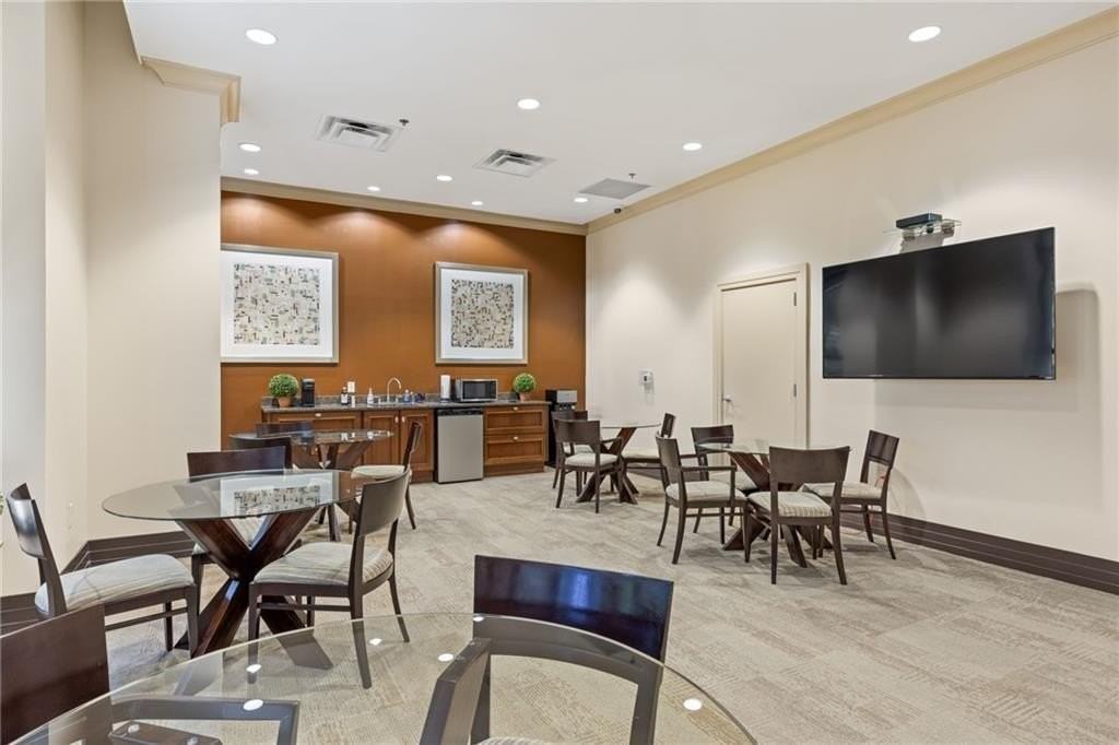 3040 Peachtree Rd Nw #605 - Photo 5 of 29