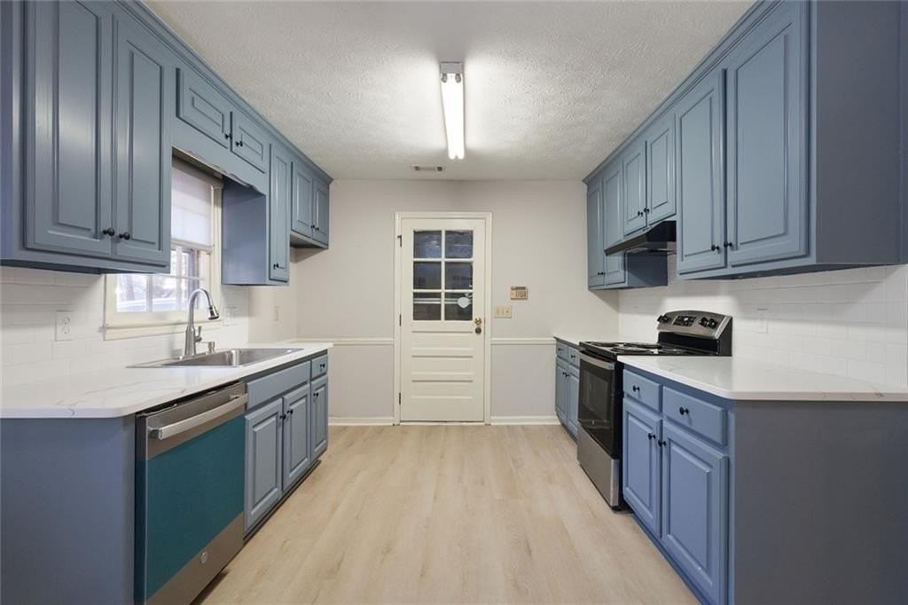 390 Tidwell Rd - Photo 5 of 28