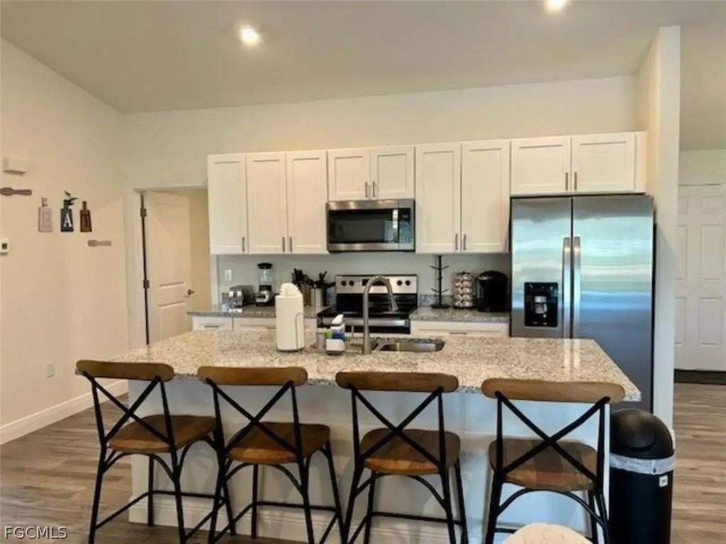 3462 Ne 10th Pl - Photo 7 of 18