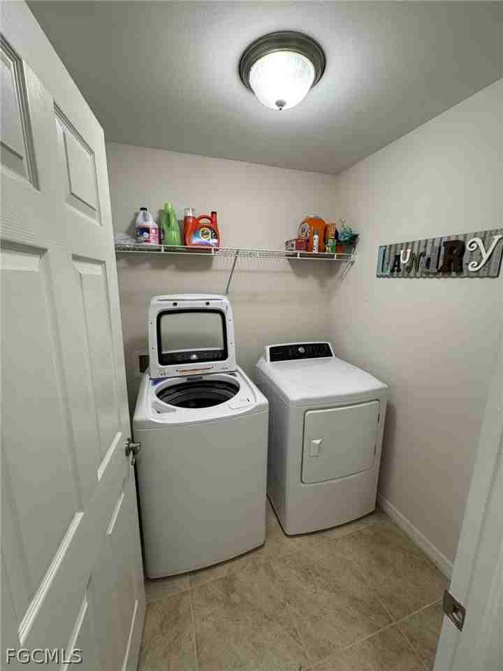 12123 Mahogany Cove St - Photo 7 of 10