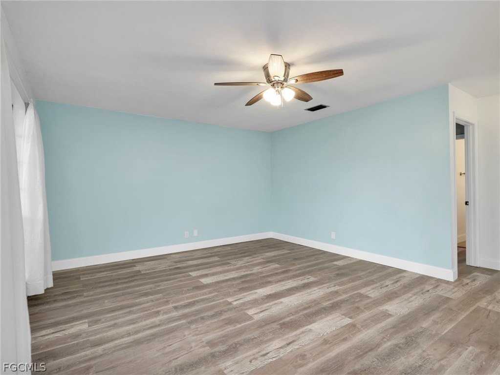 3297 Royal Canadian Trce #1 - Photo 6 of 34