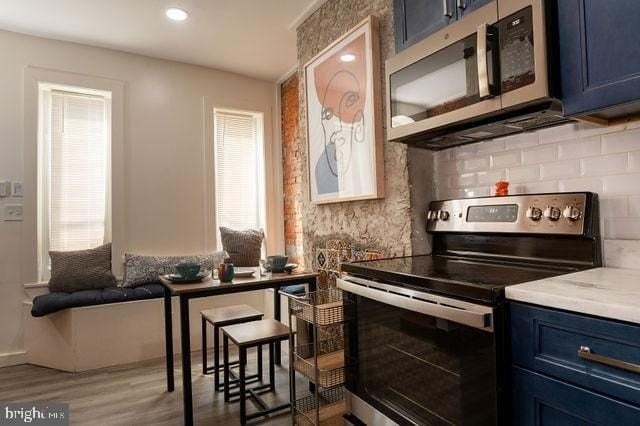 1915 N Darien St - Photo 3 of 17