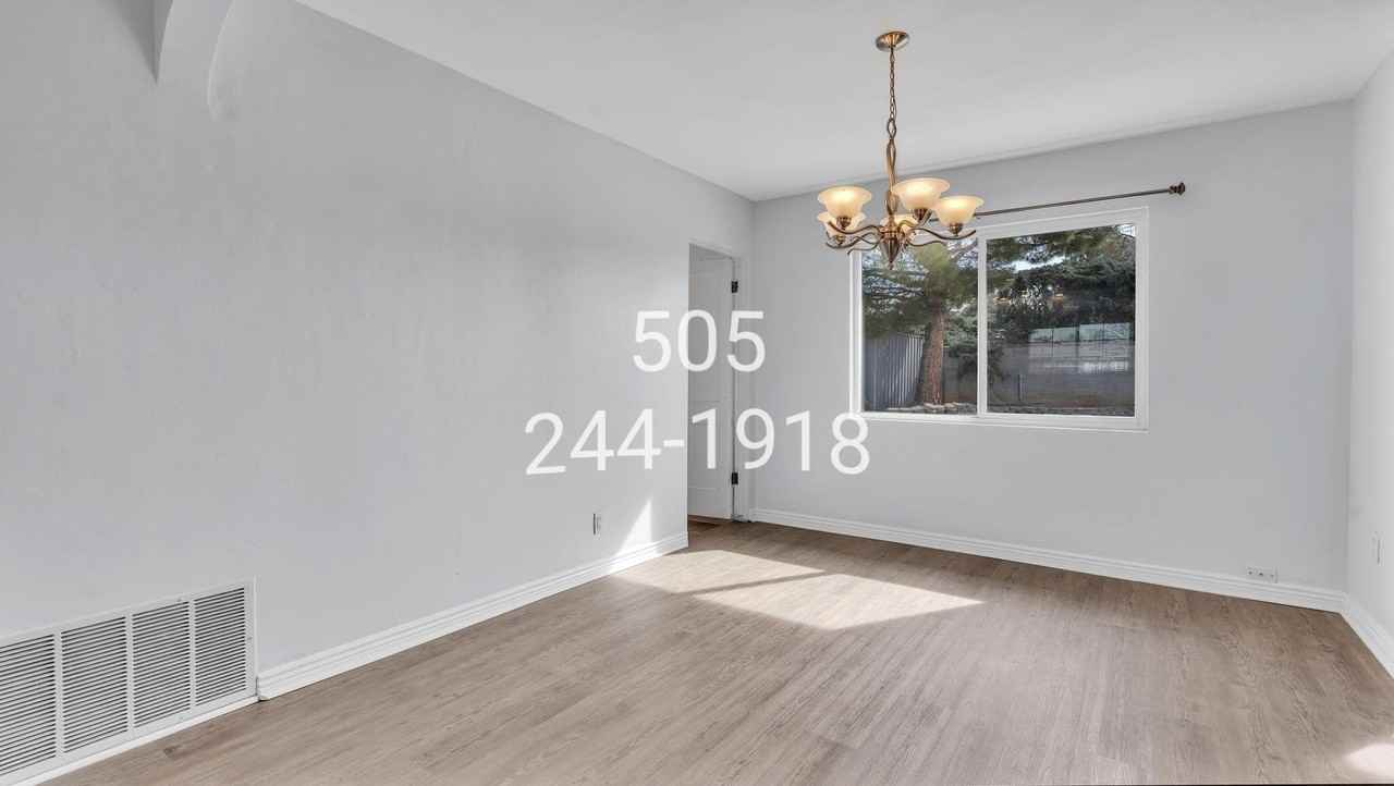 2426 Hendola Dr Ne - Photo 5 of 27