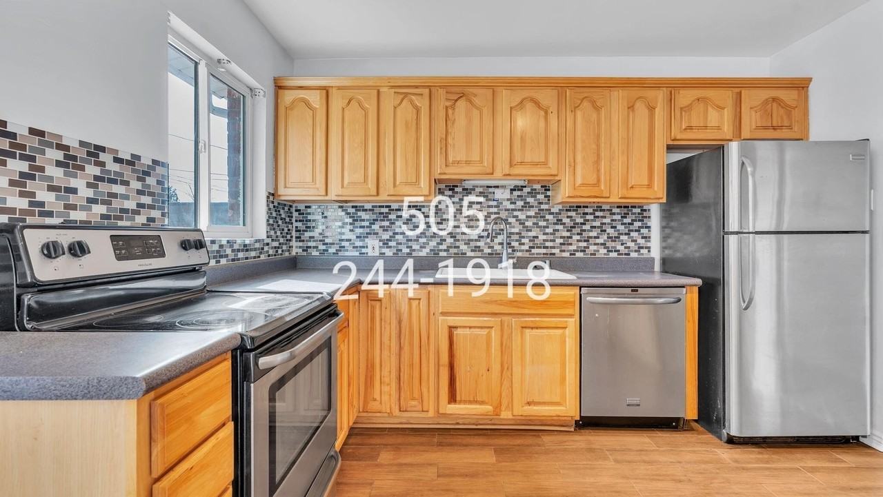 2426 Hendola Dr Ne - Photo 7 of 27