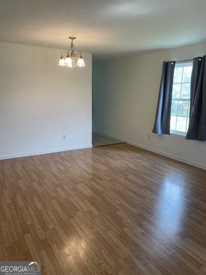 155 Rock Crest Ter - Photo 2 of 10