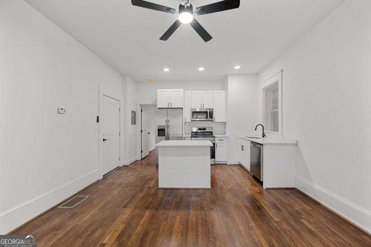 360 Ponce De Leon Ave Ne Apt 1 - Photo 4 of 15