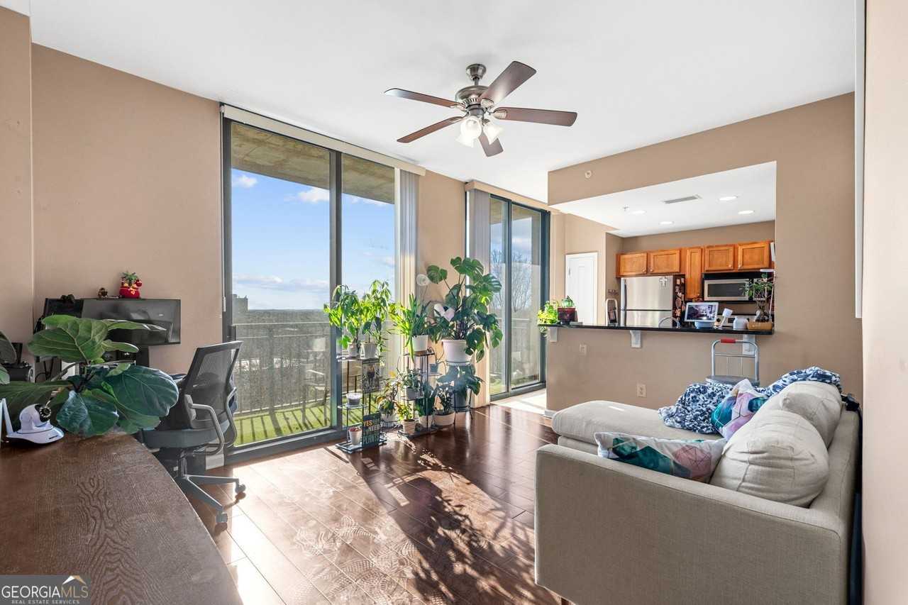 3040 Peachtree Rd Nw Unit 605 - Photo 6 of 27