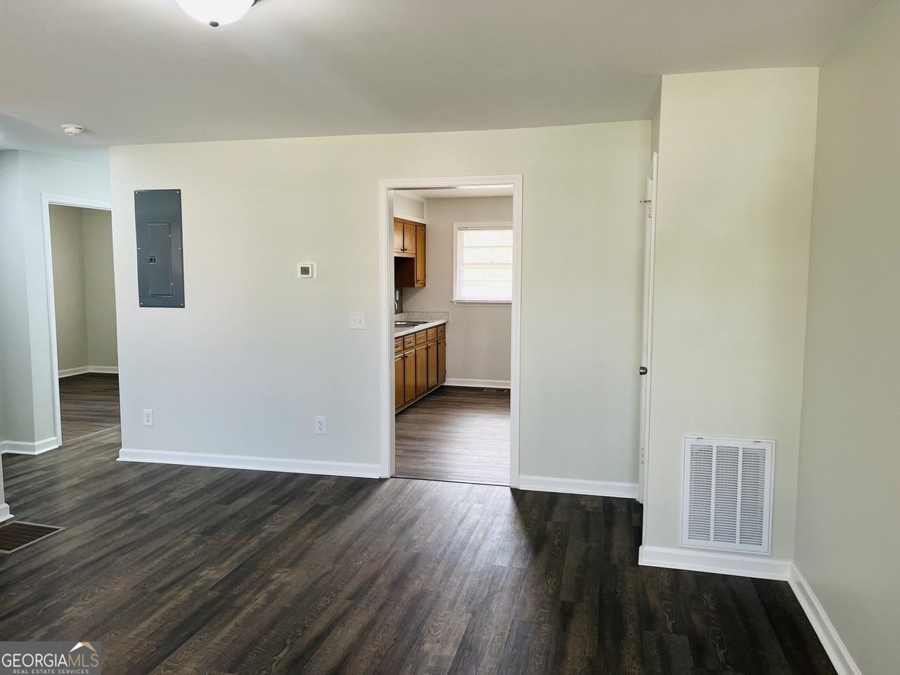 60 W Washington St - Photo 2 of 20