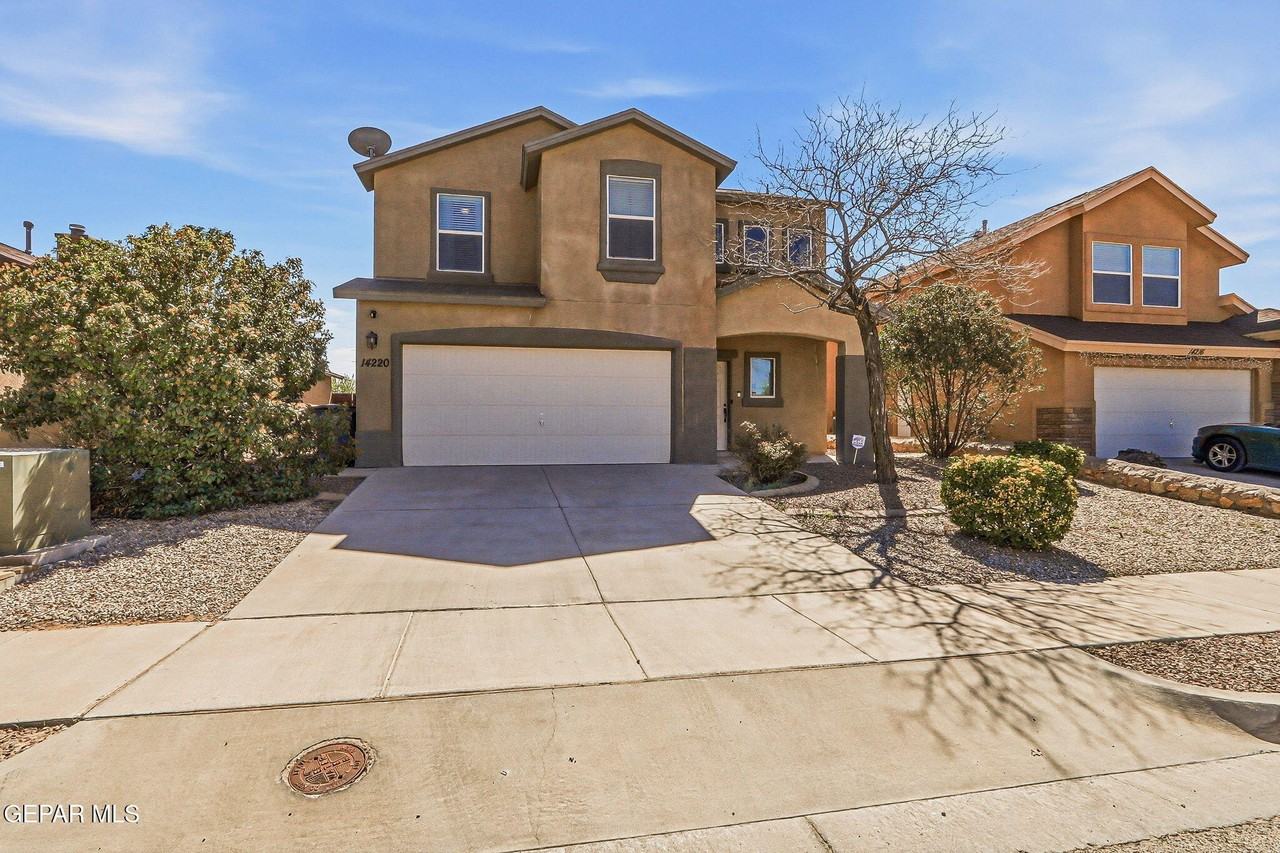 14220 Firewood Dr - Photo 2 of 37