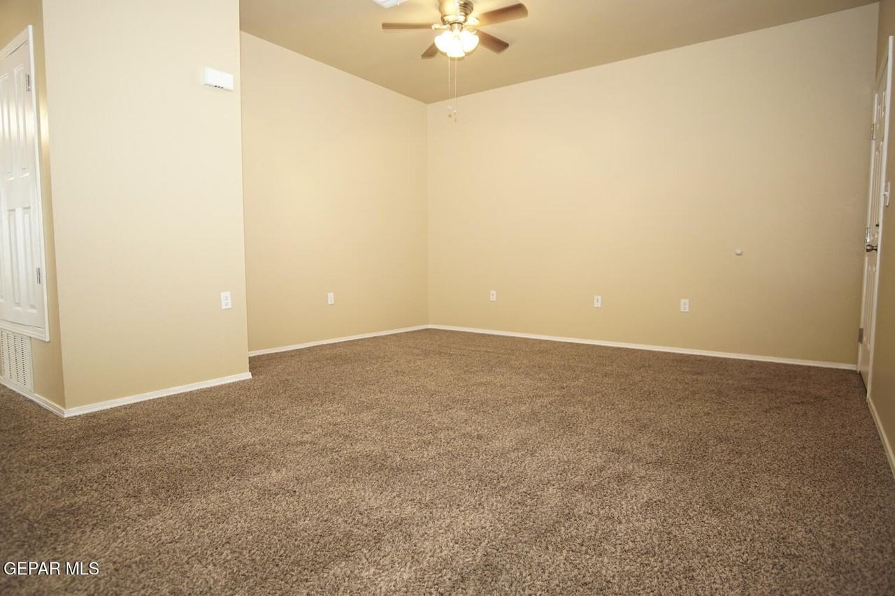 8685 N Loop Dr #B4 - Photo 4 of 16