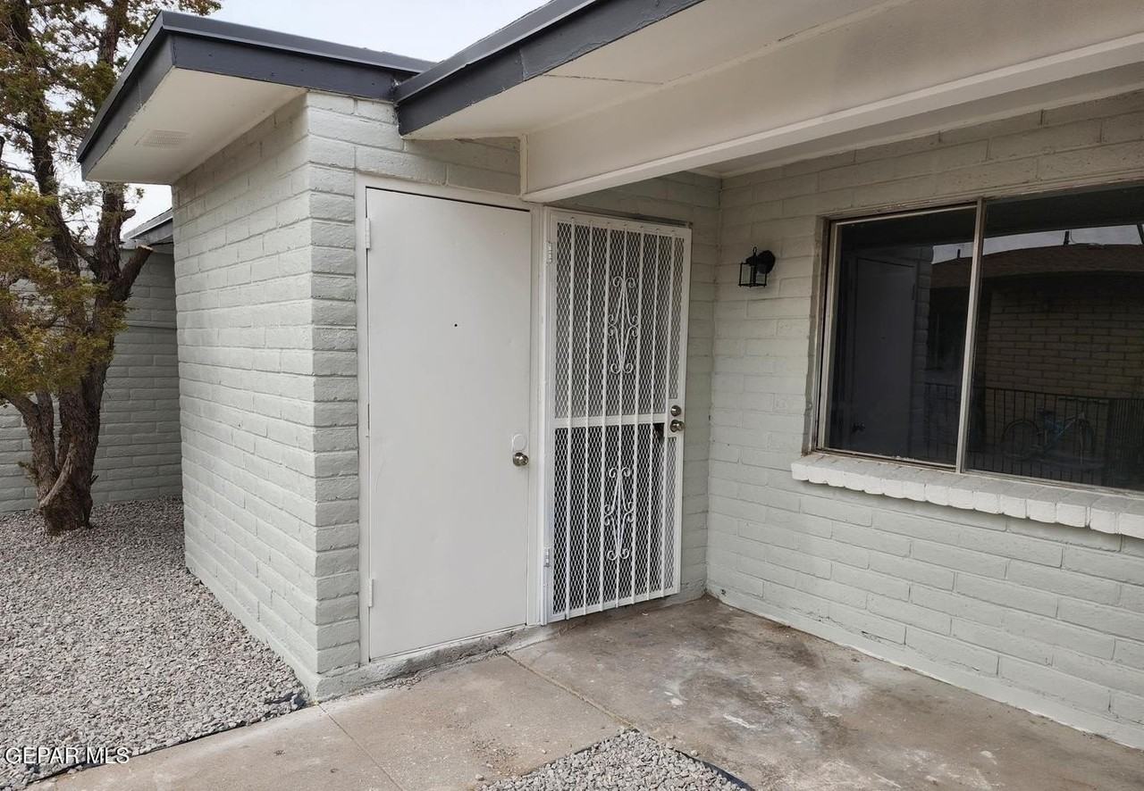 Wharf Cove Dr - Photo 4 of 12