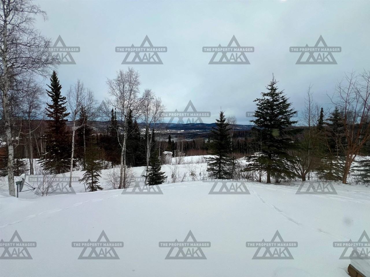 783 Foxview Rd - Photo 3 of 23