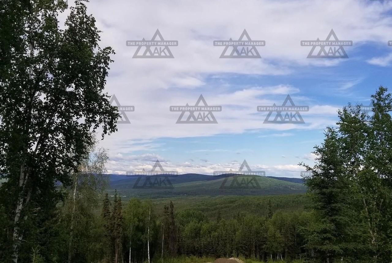 783 Foxview Rd - Photo 4 of 23