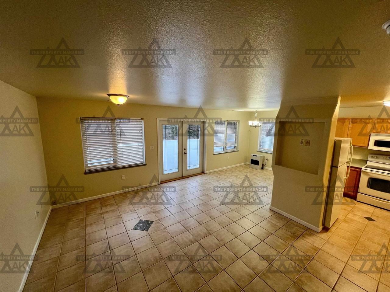 783 Foxview Rd - Photo 7 of 23