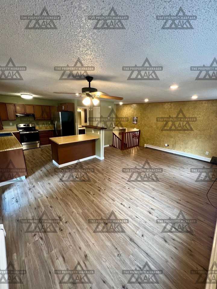 3054 Probert Dr - Photo 7 of 24