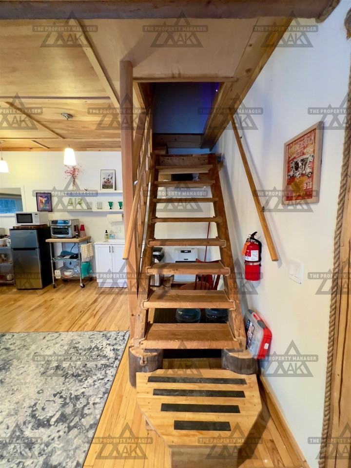 230 Kaufman Ln - Photo 5 of 13