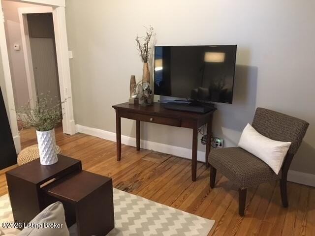 3903 Kennison Ave Unit 2 - Photo 2 of 16