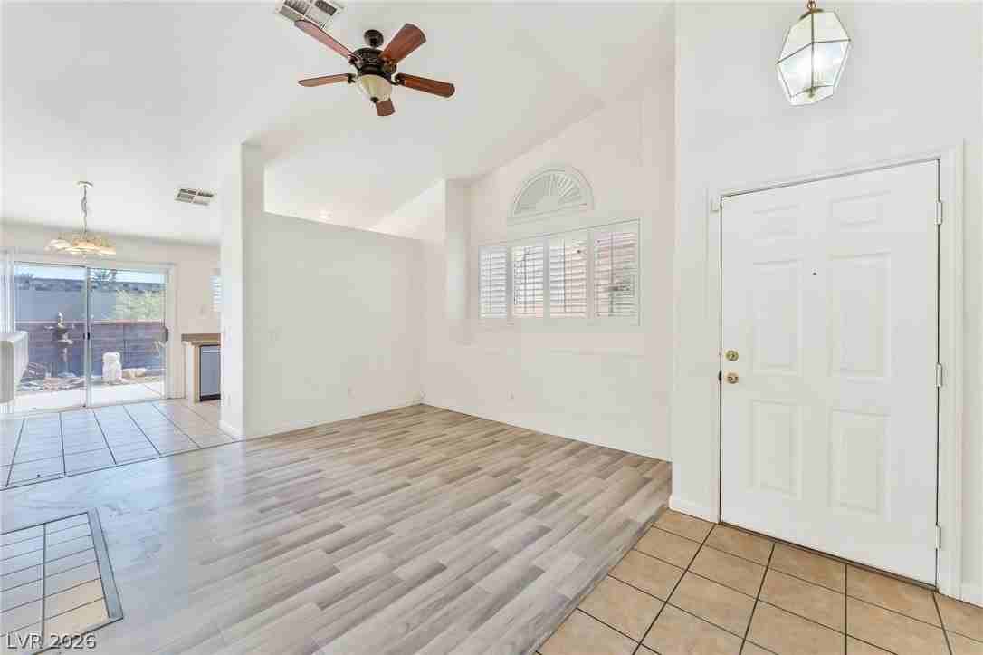 1708 Eagle Peak Way - Photo 4 of 23