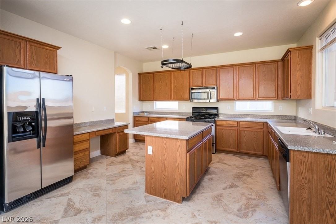 5242 Spring Canyon St - Photo 7 of 24