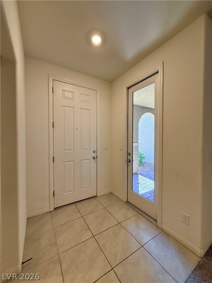3432 Covilha Ln - Photo 4 of 27