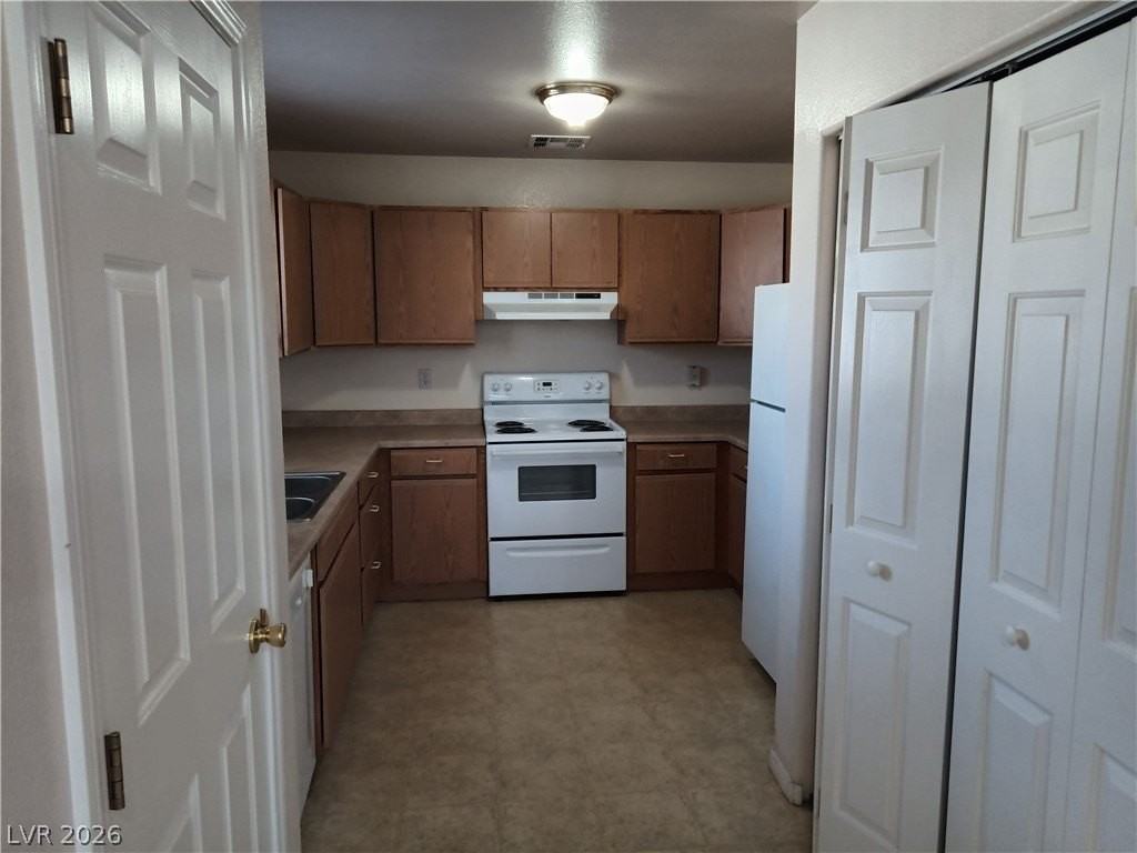 1181 Bourbon St #3 - Photo 7 of 19