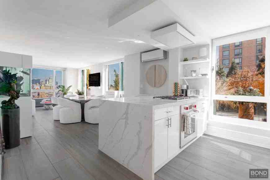 1 Irving Pl - Photo 3 of 10