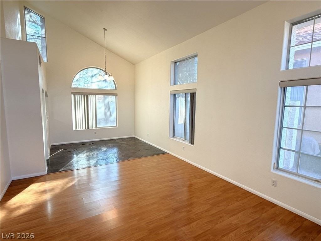 2836 Huber Heights Dr - Photo 3 of 33