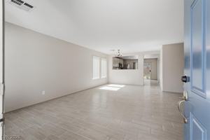 featured image of 11795 Magliana St