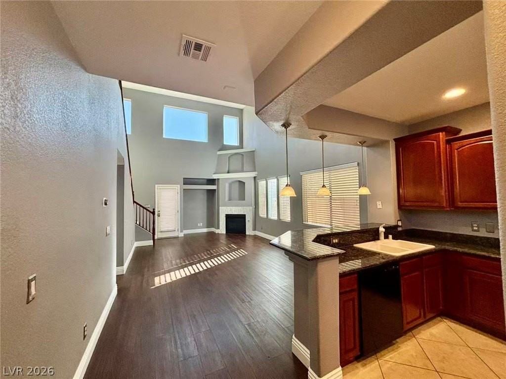 8273 Settlers Inn Ct - Photo 3 of 18